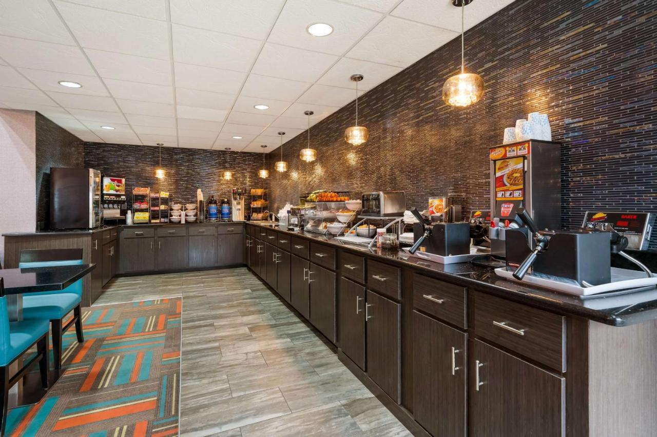 Best Western Bradbury Inn & Suites Perry Buitenkant foto