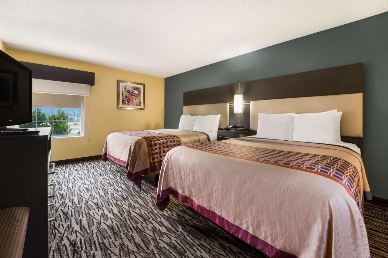 Best Western Bradbury Inn & Suites Perry Buitenkant foto