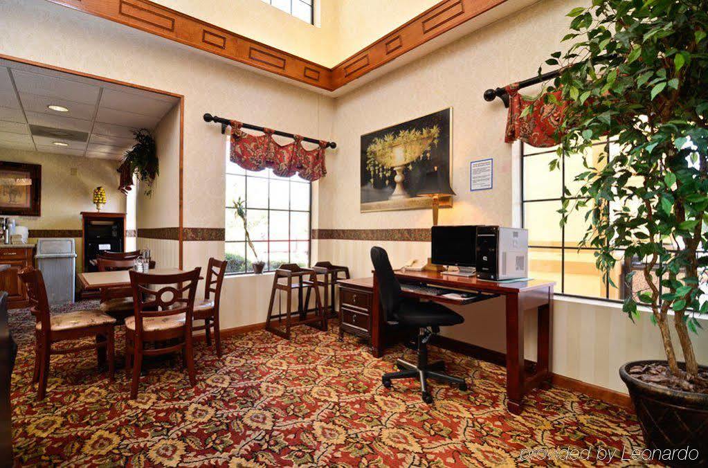 Best Western Bradbury Inn & Suites Perry Buitenkant foto
