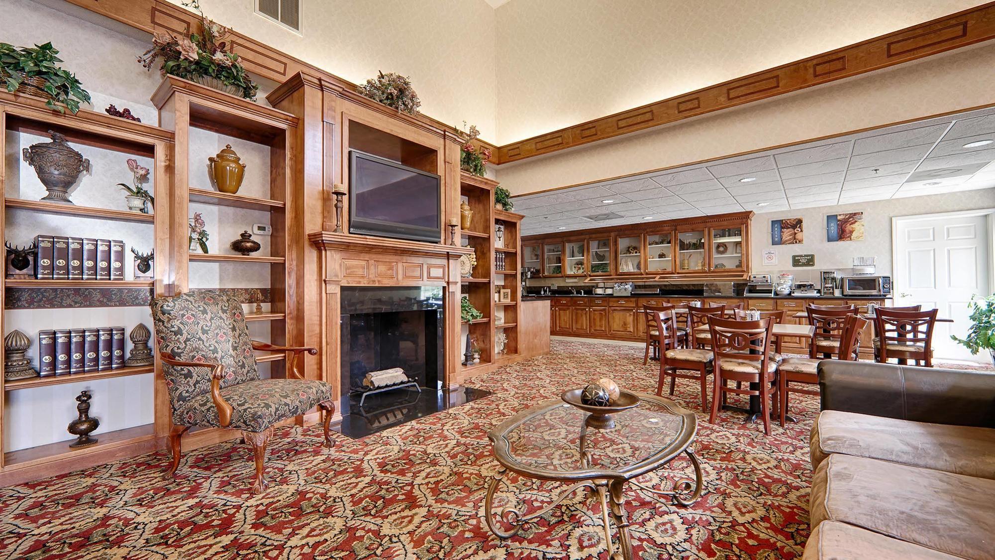 Best Western Bradbury Inn & Suites Perry Buitenkant foto