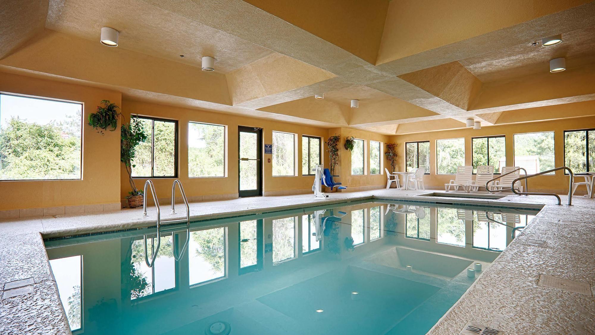 Best Western Bradbury Inn & Suites Perry Buitenkant foto
