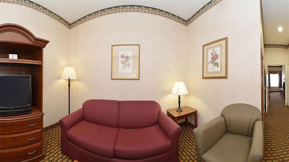 Best Western Bradbury Inn & Suites Perry Buitenkant foto